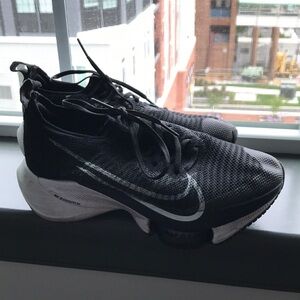 Nike Air Zoom Tempo Next% Flyknit